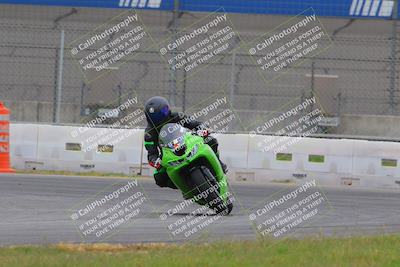 media/Oct-15-2022-Fastrack Riders (Sat) [[9a18b22502]]/Level2/Turn 9 1130am/
